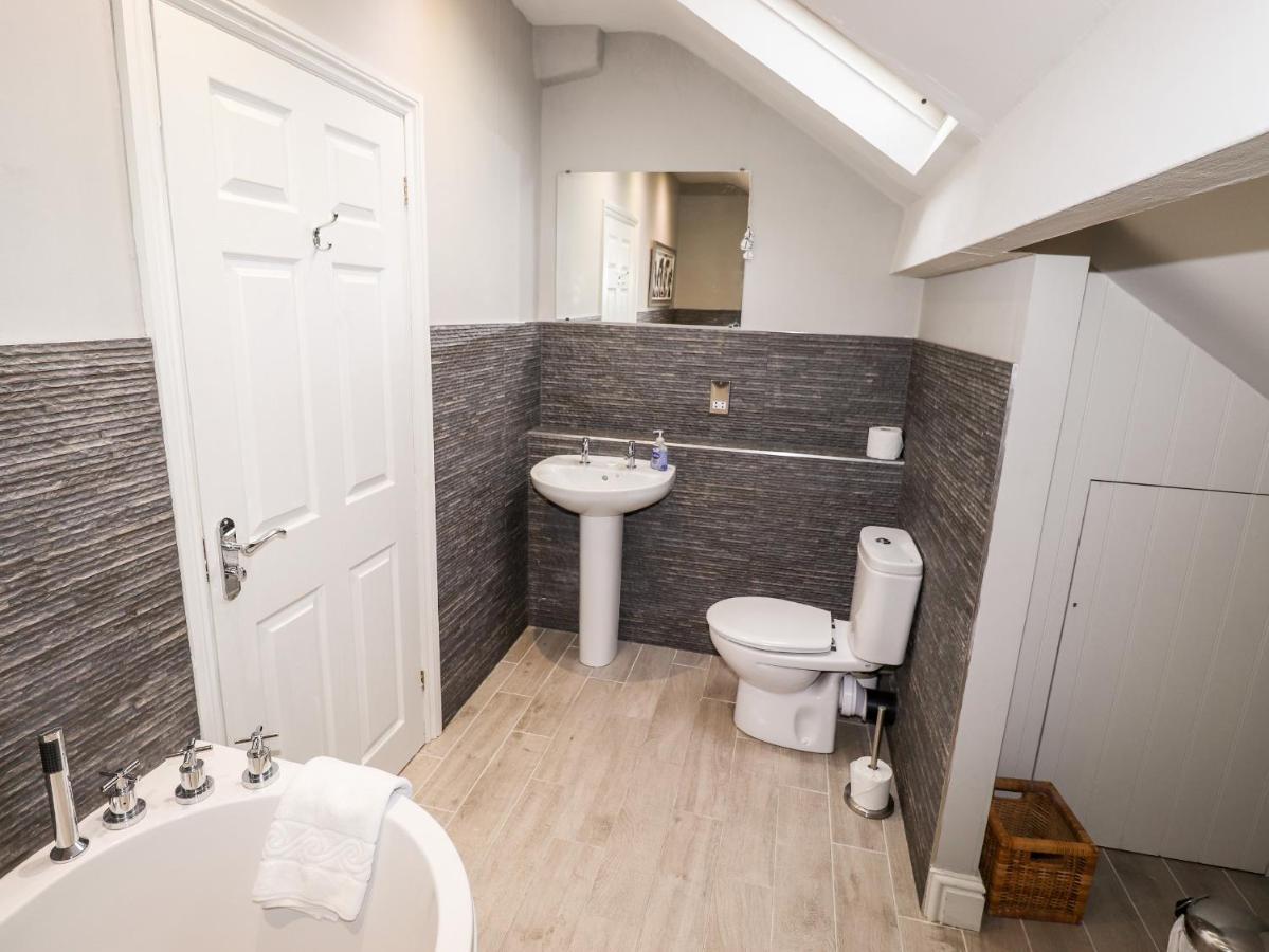 Holiday home Hazeldene